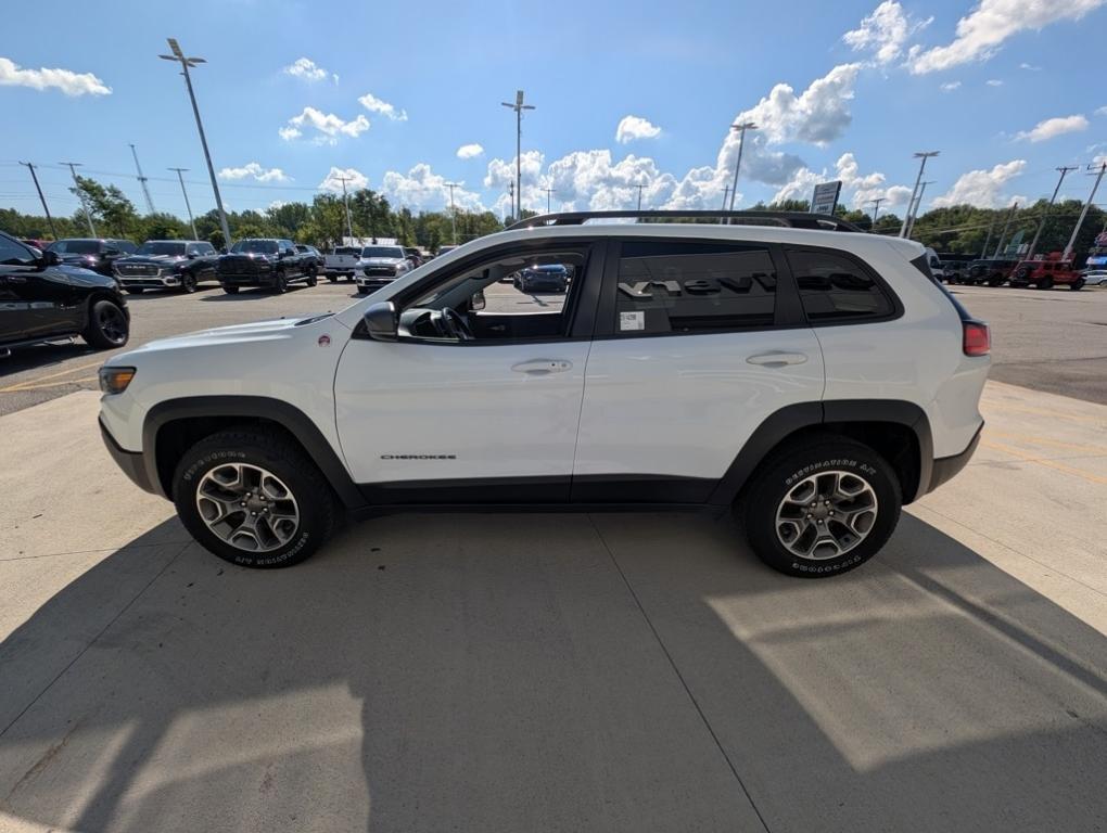 used 2021 Jeep Cherokee car, priced at $17,004