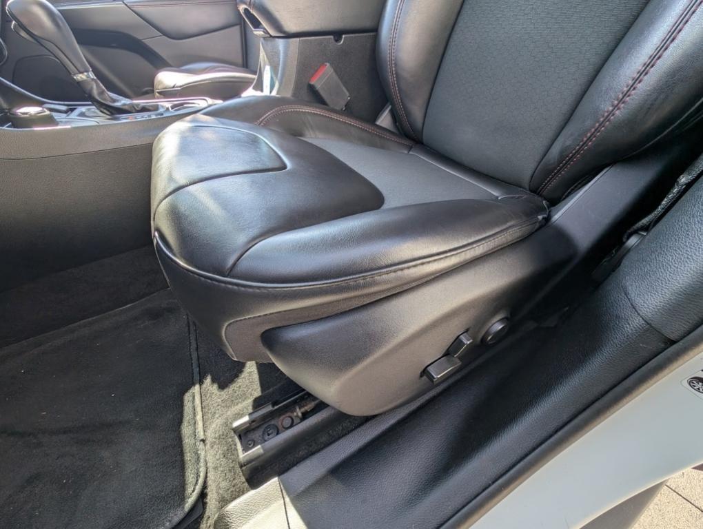 used 2021 Jeep Cherokee car, priced at $17,004