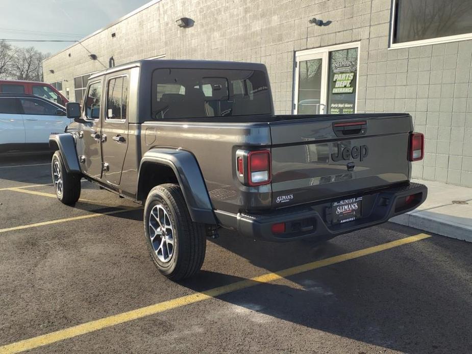 new 2024 Jeep Gladiator car, priced at $42,973