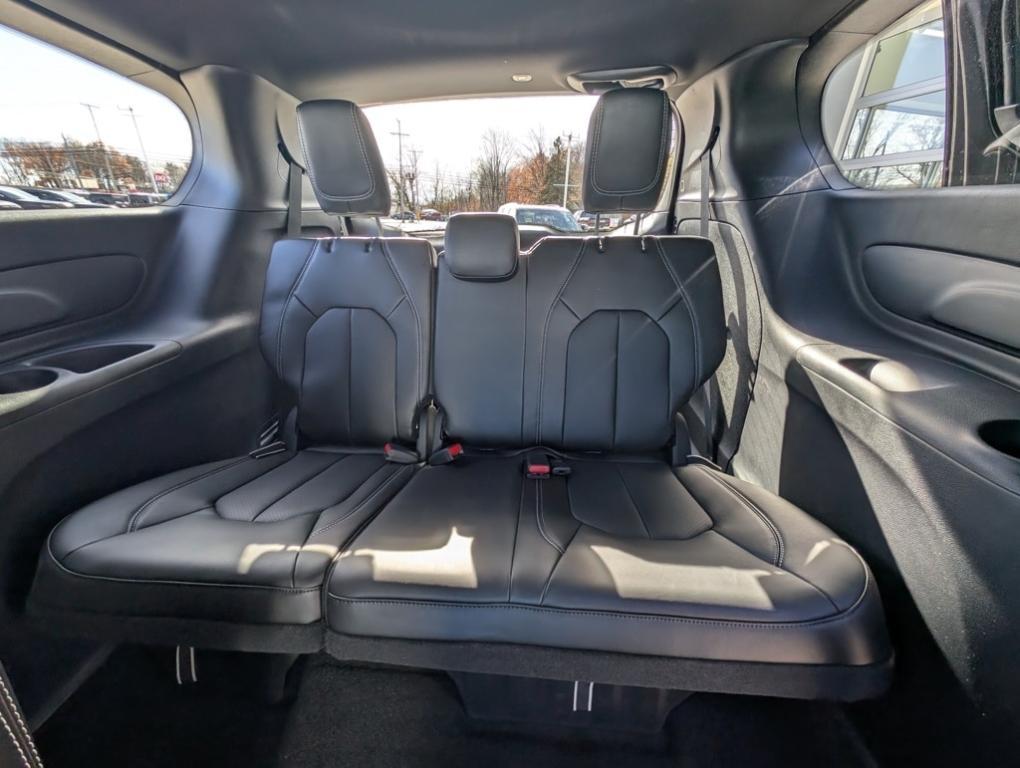 new 2026 Chrysler Pacifica car, priced at $42,365