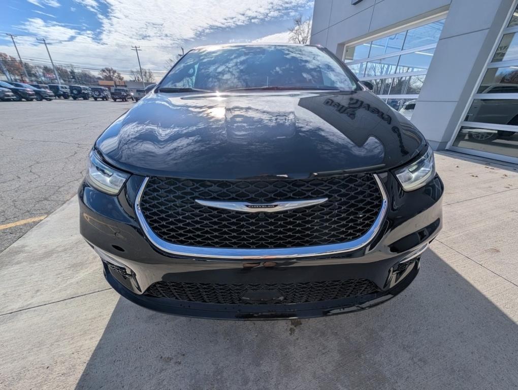 new 2026 Chrysler Pacifica car, priced at $42,365