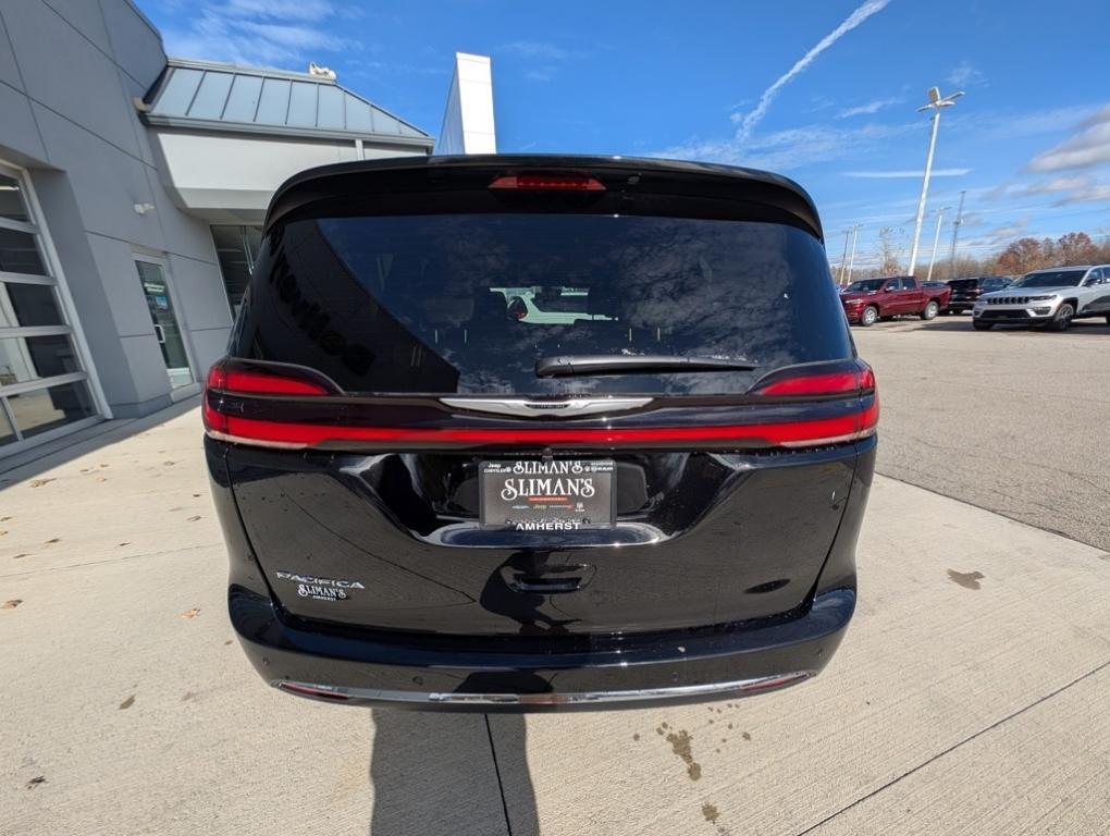 new 2026 Chrysler Pacifica car, priced at $42,365