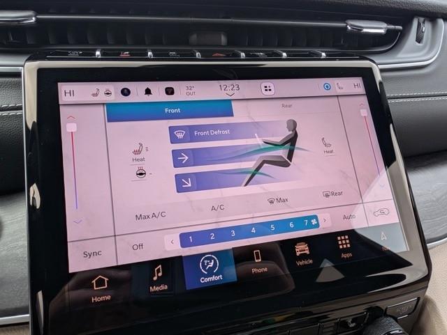 new 2025 Jeep Grand Cherokee L car, priced at $44,315