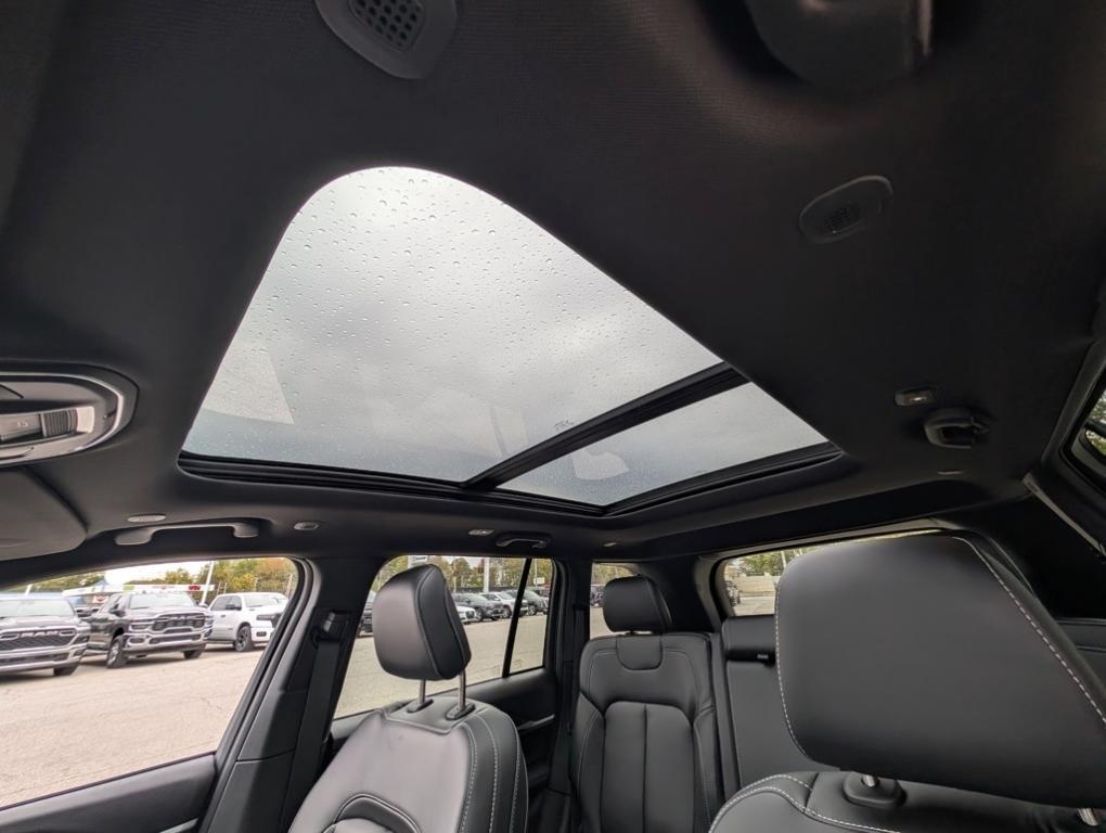 new 2025 Jeep Grand Cherokee car, priced at $50,485