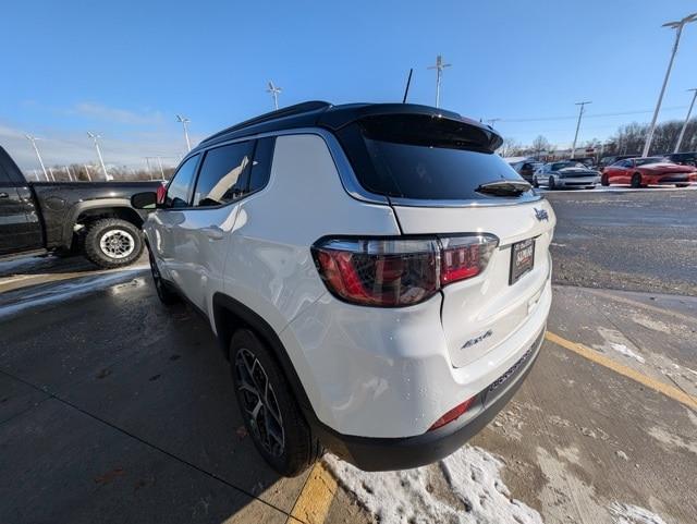 new 2025 Jeep Compass car, priced at $28,840