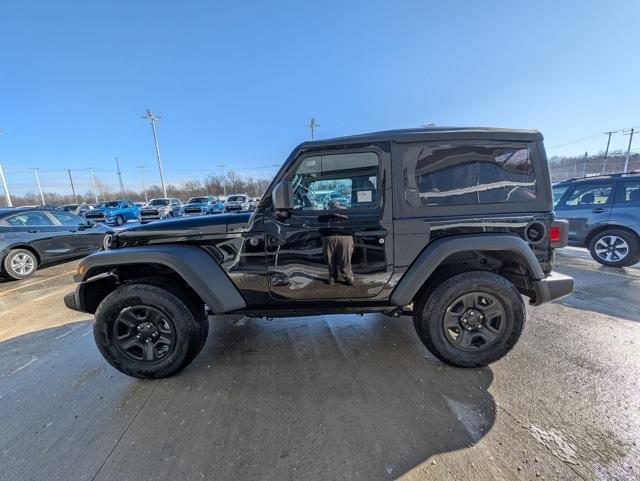 new 2025 Jeep Wrangler car, priced at $34,925