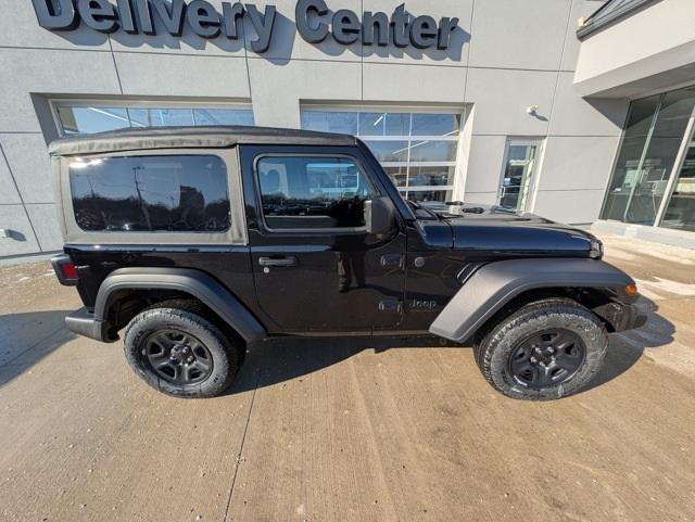 new 2025 Jeep Wrangler car, priced at $34,925