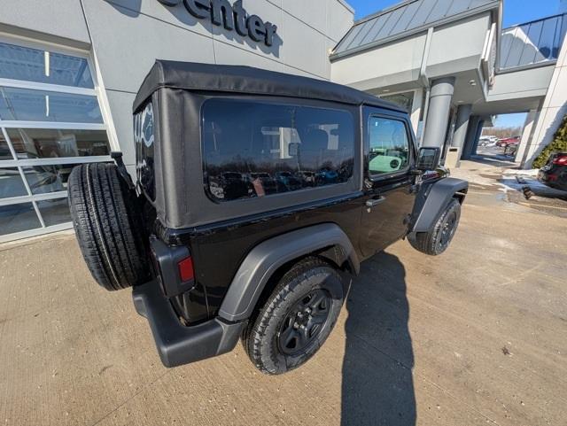 new 2025 Jeep Wrangler car, priced at $34,925