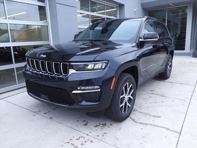 new 2025 Jeep Grand Cherokee car, priced at $45,310