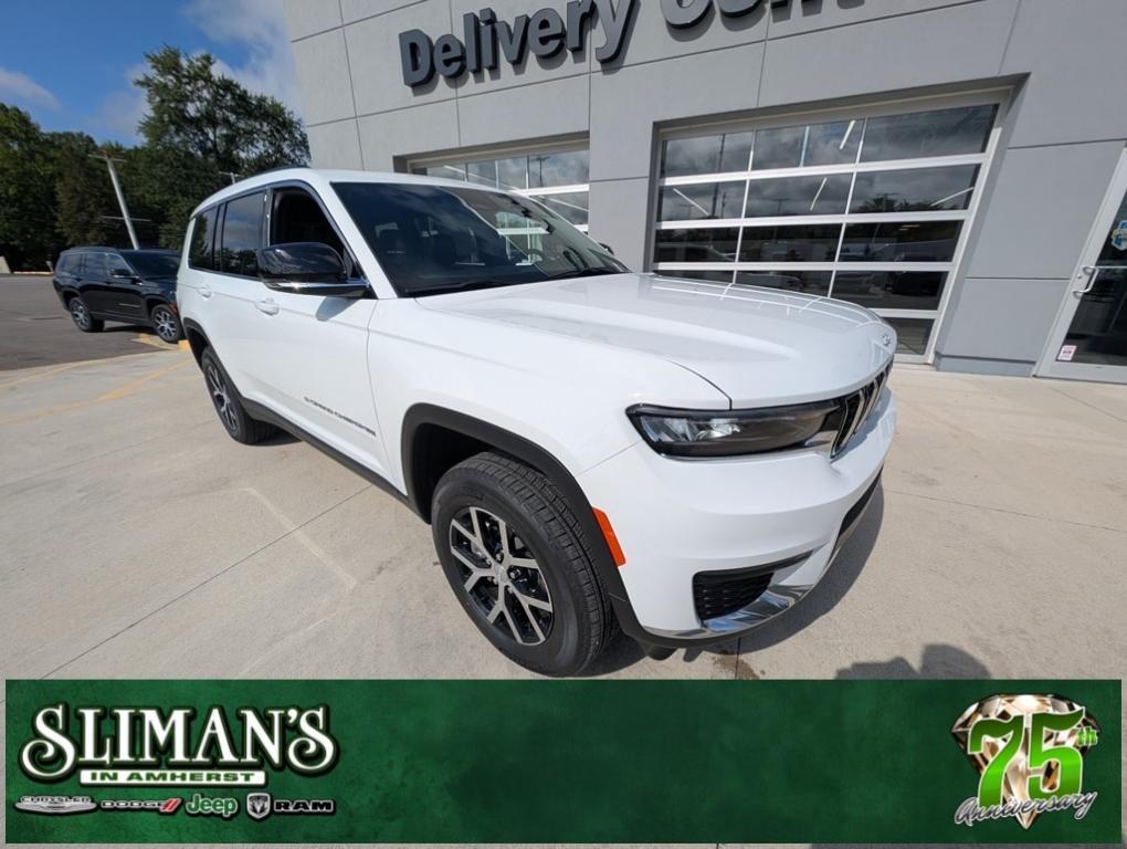 new 2025 Jeep Grand Cherokee L car, priced at $45,015