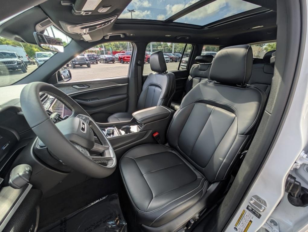 new 2025 Jeep Grand Cherokee L car, priced at $45,015