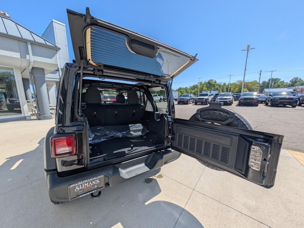 new 2025 Jeep Wrangler car, priced at $48,059