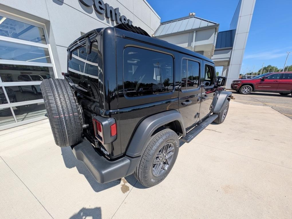 new 2025 Jeep Wrangler car, priced at $48,059