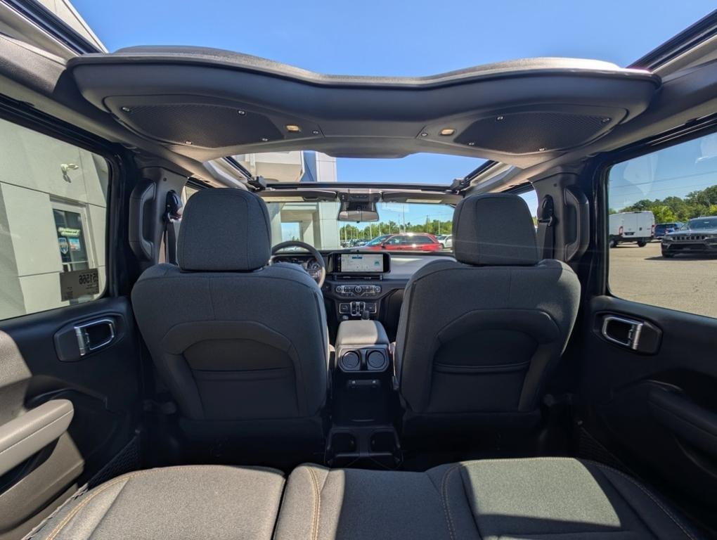 new 2025 Jeep Wrangler car, priced at $48,059