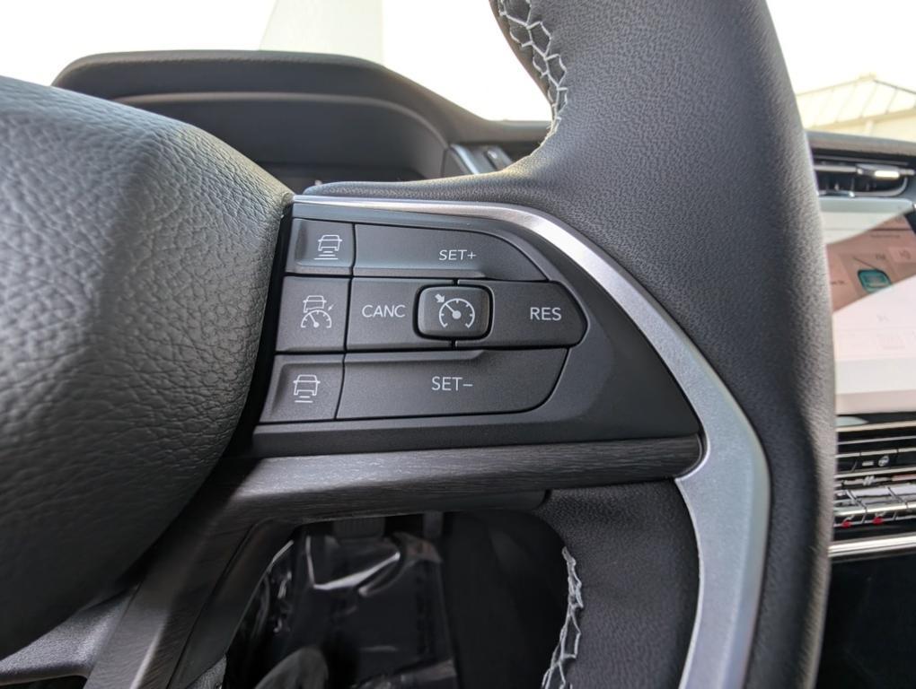 new 2025 Jeep Grand Cherokee car, priced at $48,871