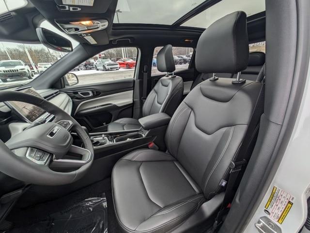 new 2025 Jeep Compass car, priced at $31,115