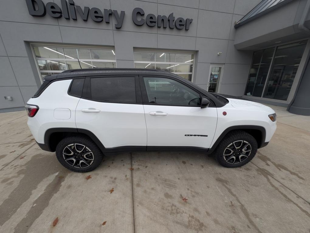 new 2026 Jeep Compass car, priced at $35,910