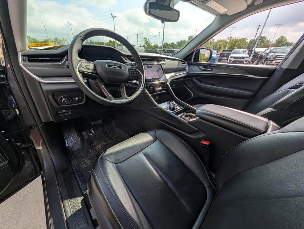 used 2023 Jeep Grand Cherokee L car, priced at $34,000