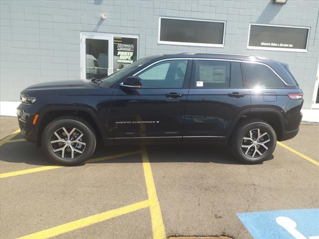 new 2024 Jeep Grand Cherokee car, priced at $40,295