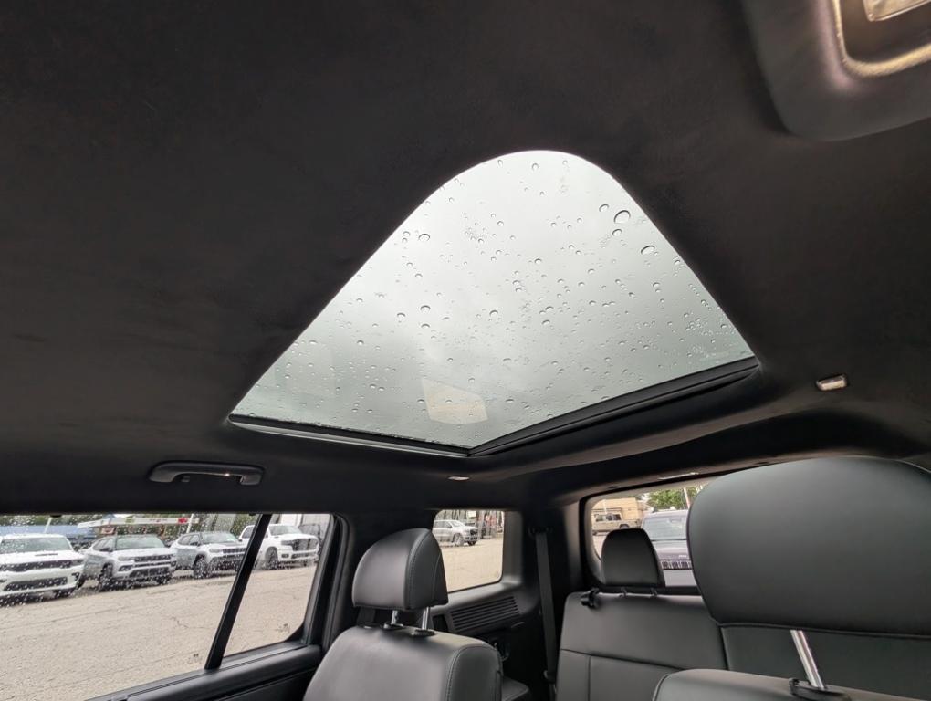 used 2025 Hyundai Santa Fe car, priced at $39,500