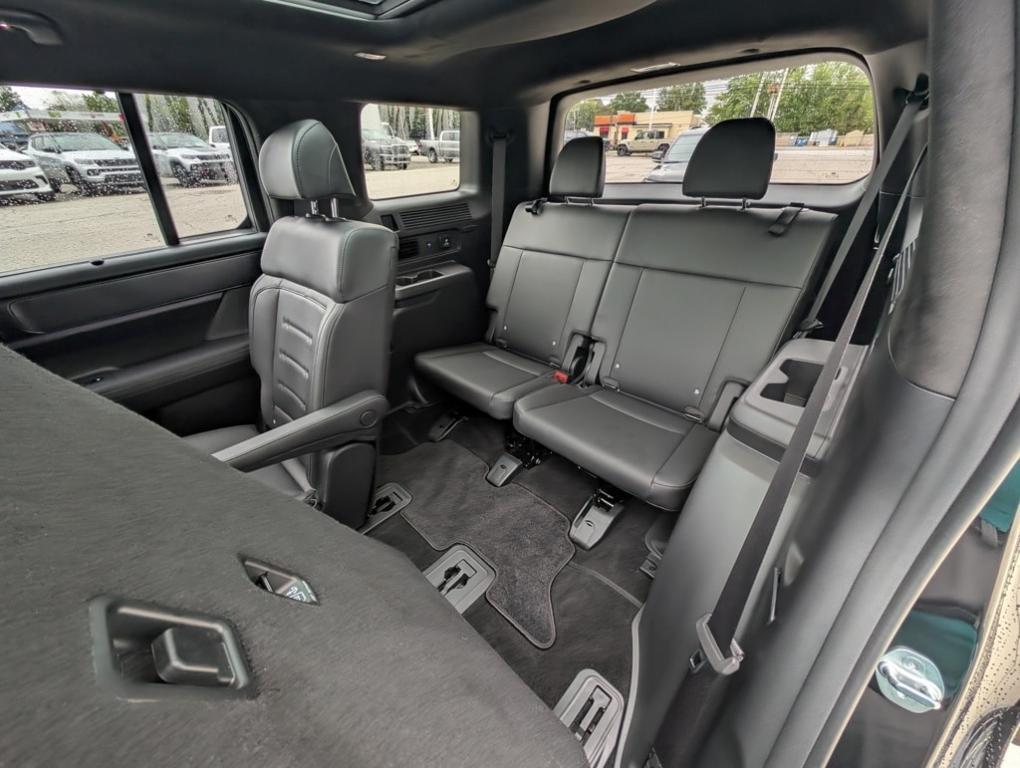 used 2025 Hyundai Santa Fe car, priced at $39,500