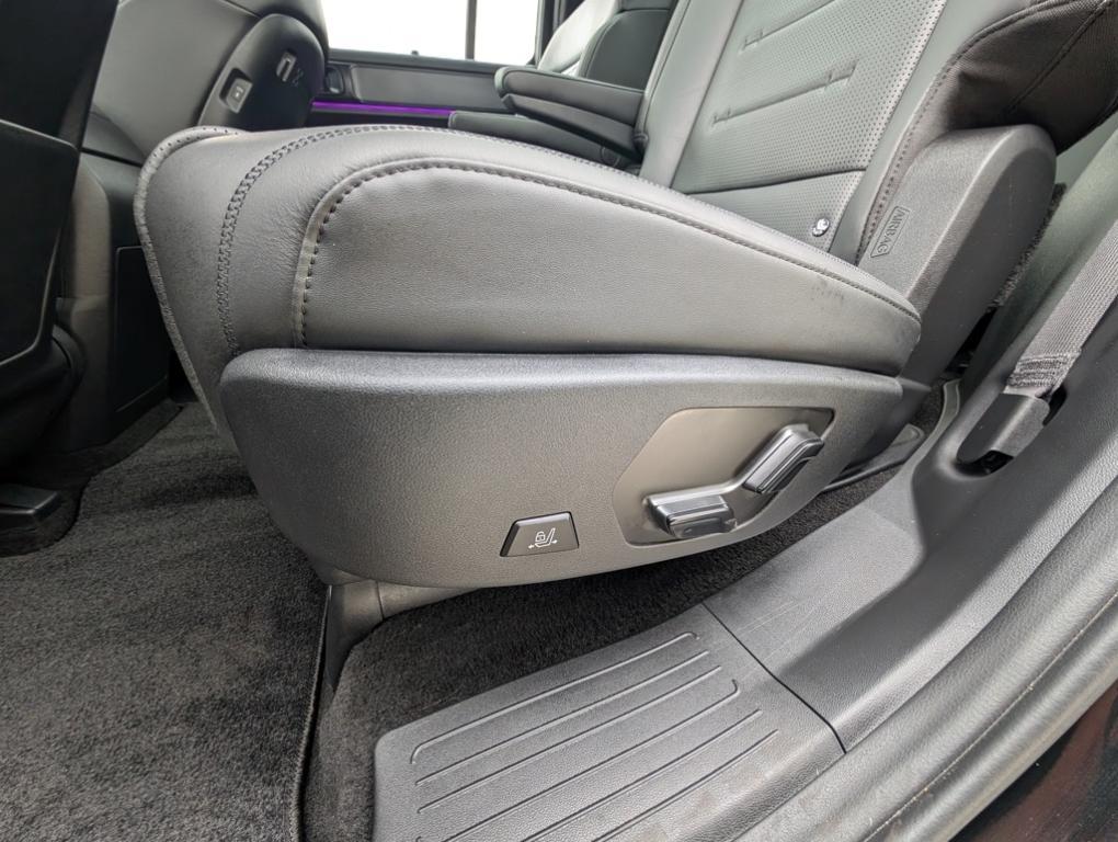 used 2025 Hyundai Santa Fe car, priced at $39,500