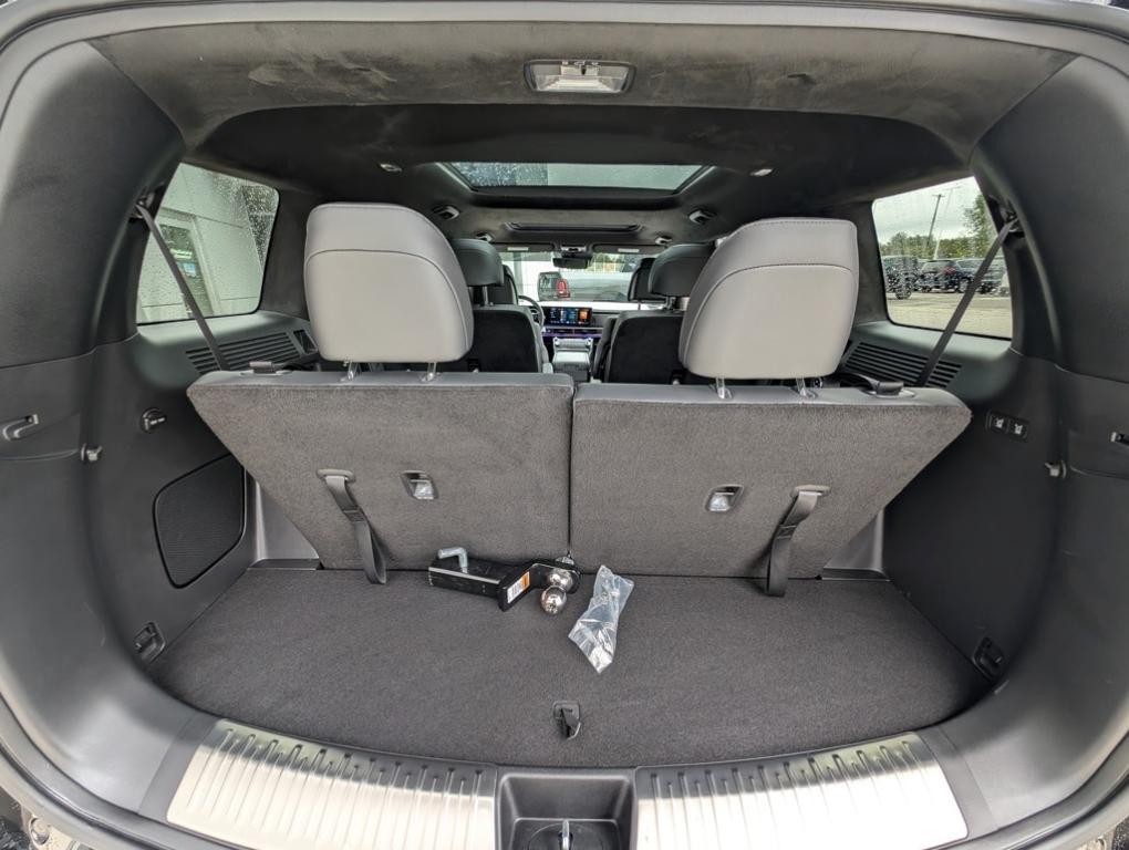 used 2025 Hyundai Santa Fe car, priced at $39,500