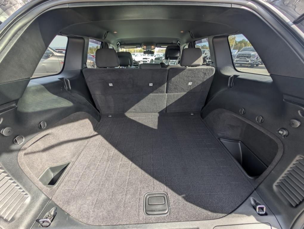 used 2018 Jeep Grand Cherokee car, priced at $17,991