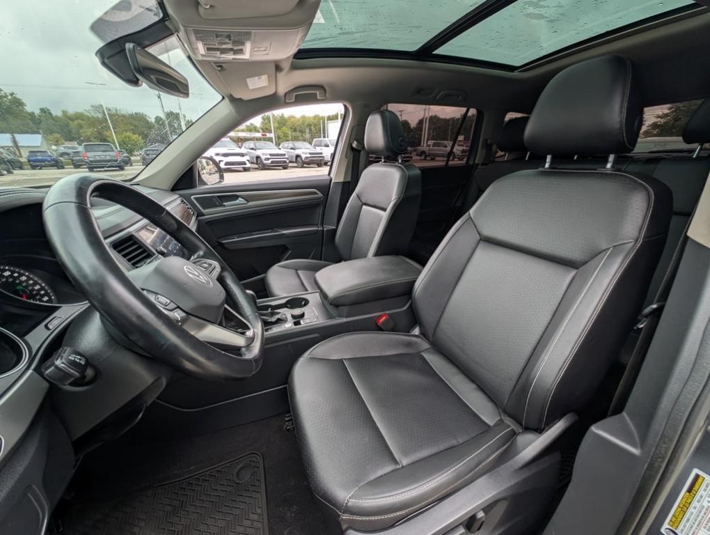 used 2021 Volkswagen Atlas car, priced at $22,000