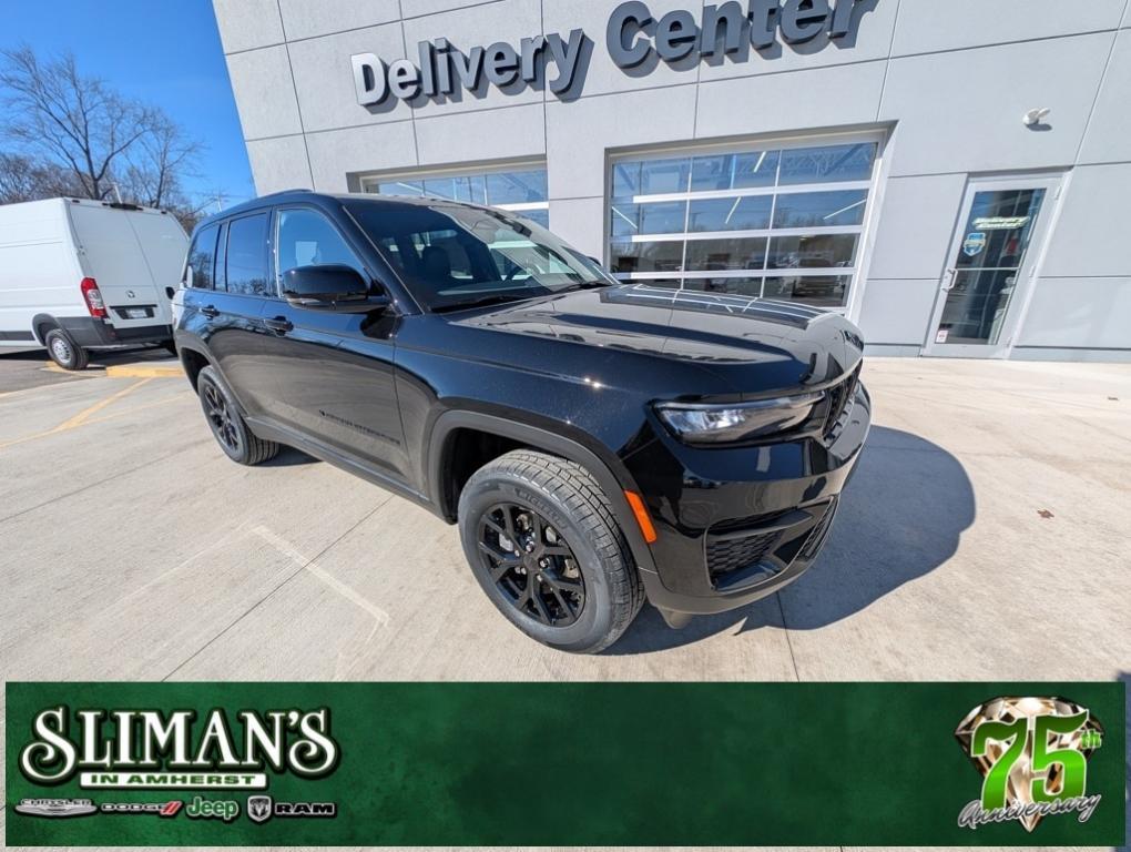 new 2025 Jeep Grand Cherokee car, priced at $40,814
