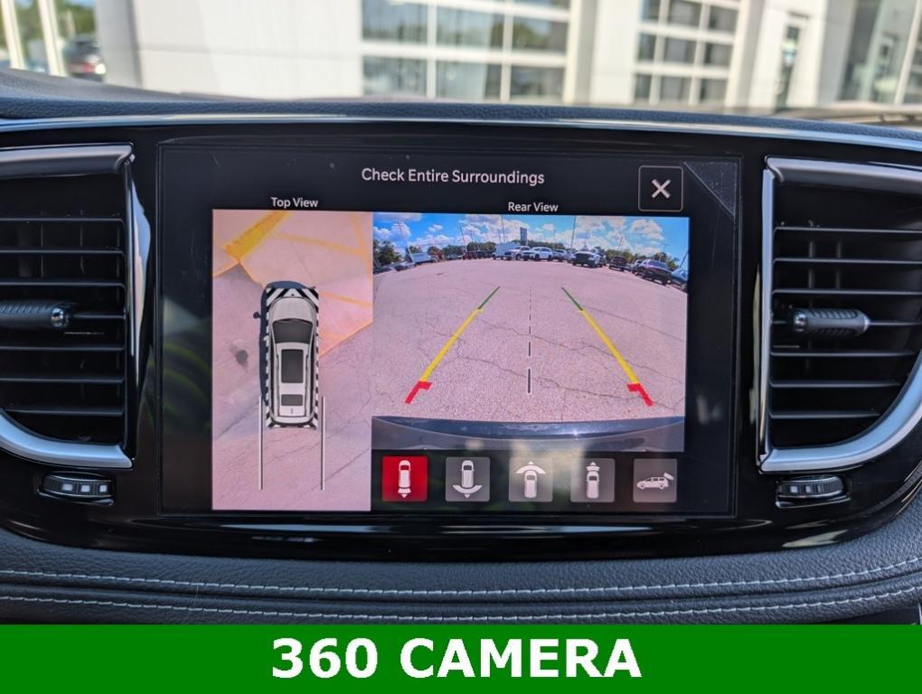 used 2022 Chrysler Pacifica Hybrid car, priced at $29,991