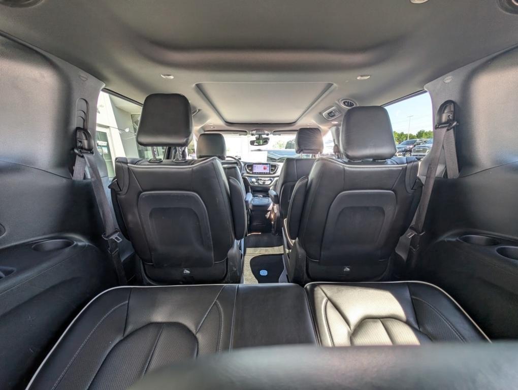 used 2022 Chrysler Pacifica Hybrid car, priced at $29,991