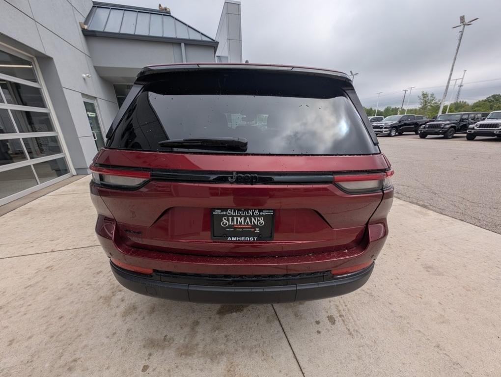used 2023 Jeep Grand Cherokee car, priced at $33,500