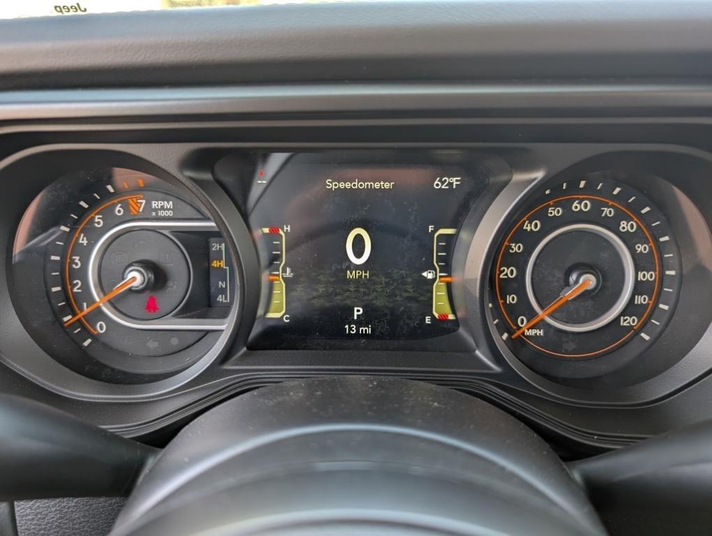 new 2025 Jeep Gladiator car, priced at $50,447