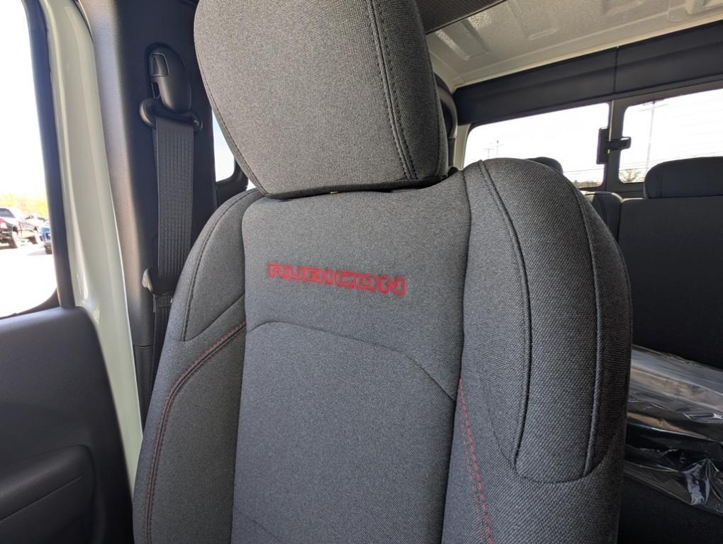new 2025 Jeep Gladiator car, priced at $50,447