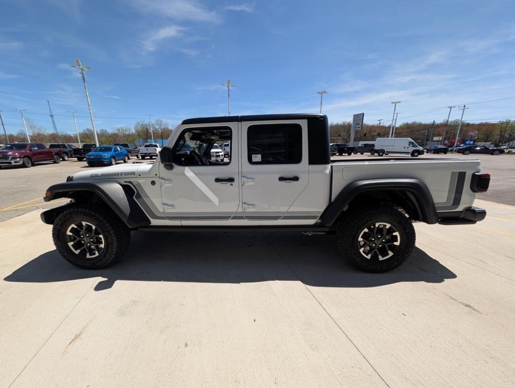new 2025 Jeep Gladiator car, priced at $50,447