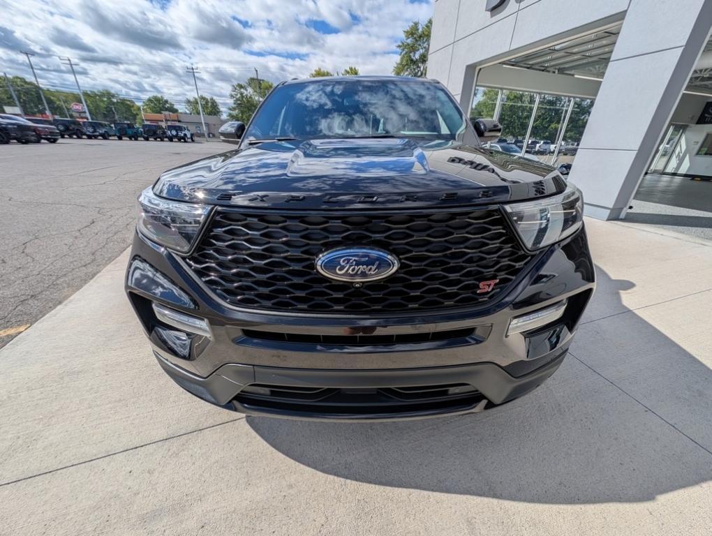 used 2022 Ford Explorer car, priced at $36,000
