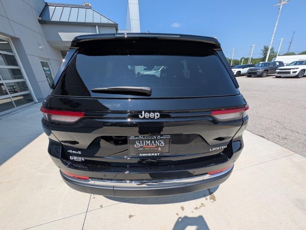 new 2025 Jeep Grand Cherokee car, priced at $41,005
