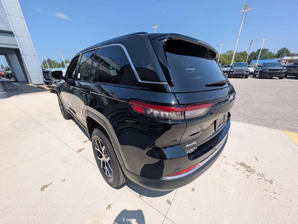 new 2025 Jeep Grand Cherokee car, priced at $41,005