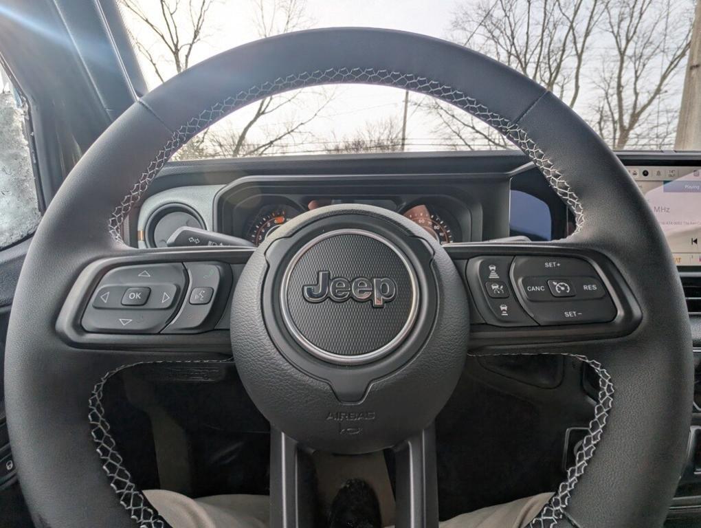 new 2025 Jeep Wrangler car, priced at $36,902