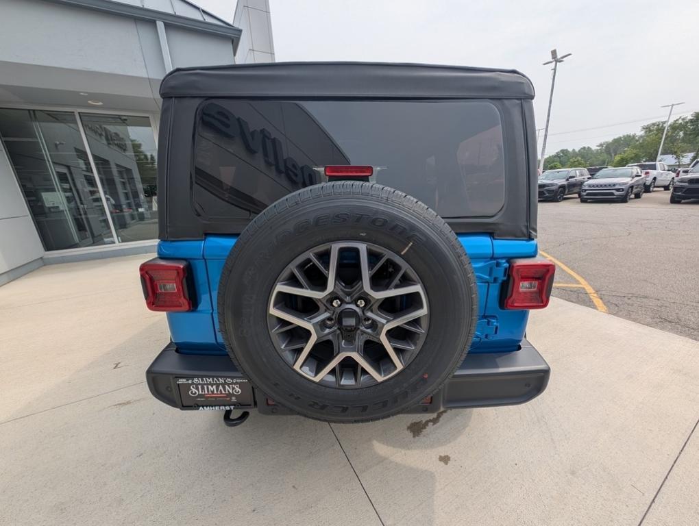 new 2025 Jeep Wrangler car, priced at $51,205