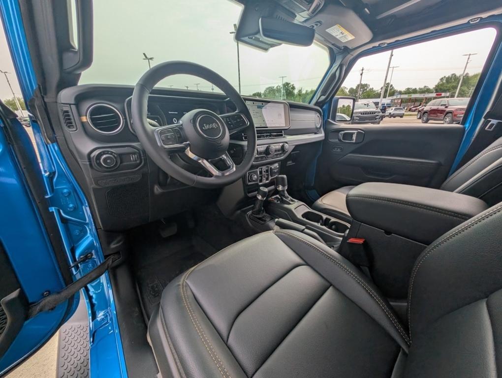 new 2025 Jeep Wrangler car, priced at $51,205