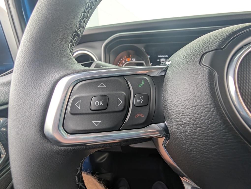 new 2025 Jeep Wrangler car, priced at $51,205