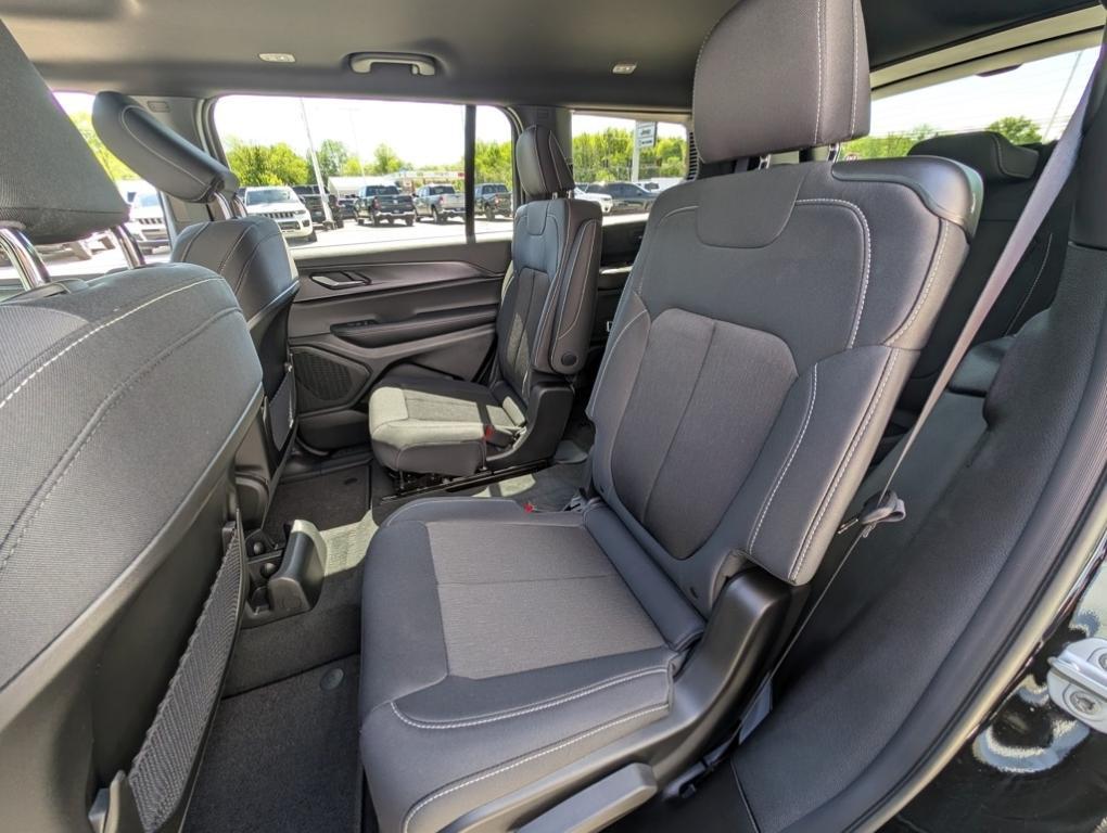new 2025 Jeep Grand Cherokee L car, priced at $42,464