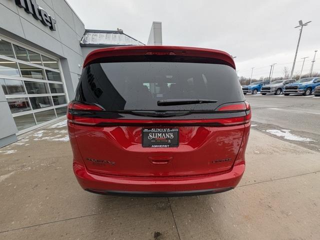 new 2025 Chrysler Pacifica car, priced at $51,585