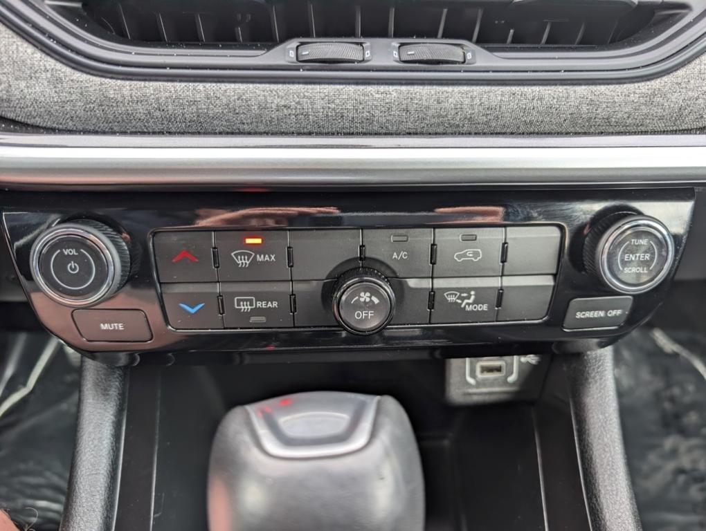 used 2024 Jeep Compass car, priced at $19,991