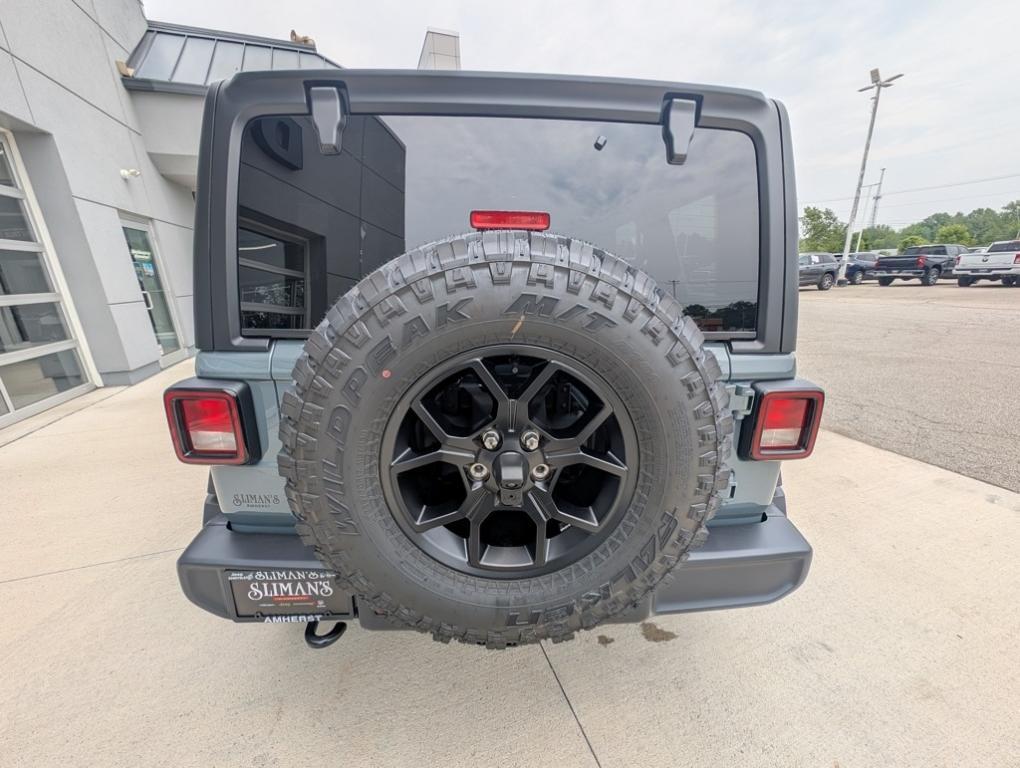 new 2025 Jeep Wrangler car, priced at $47,728