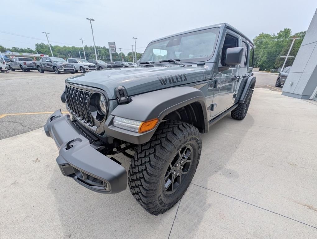 new 2025 Jeep Wrangler car, priced at $47,728