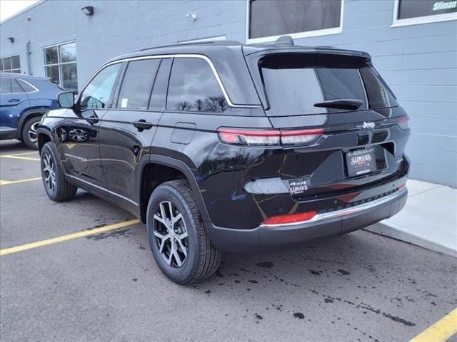 new 2024 Jeep Grand Cherokee car, priced at $39,295