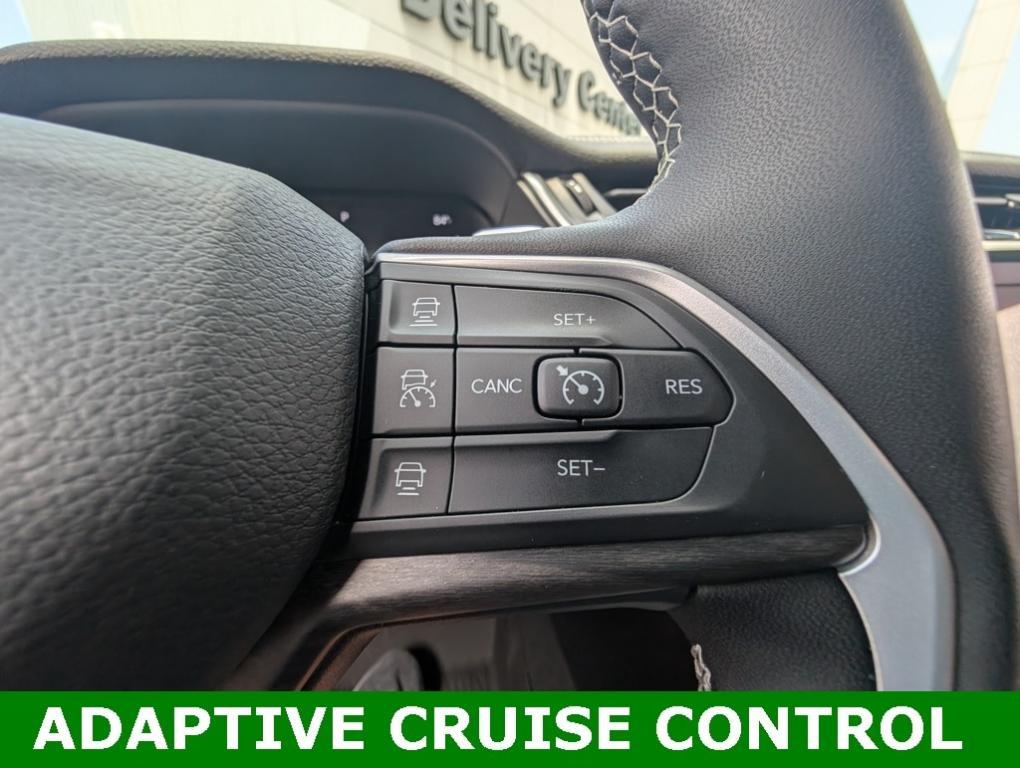 used 2024 Jeep Grand Cherokee car, priced at $40,000